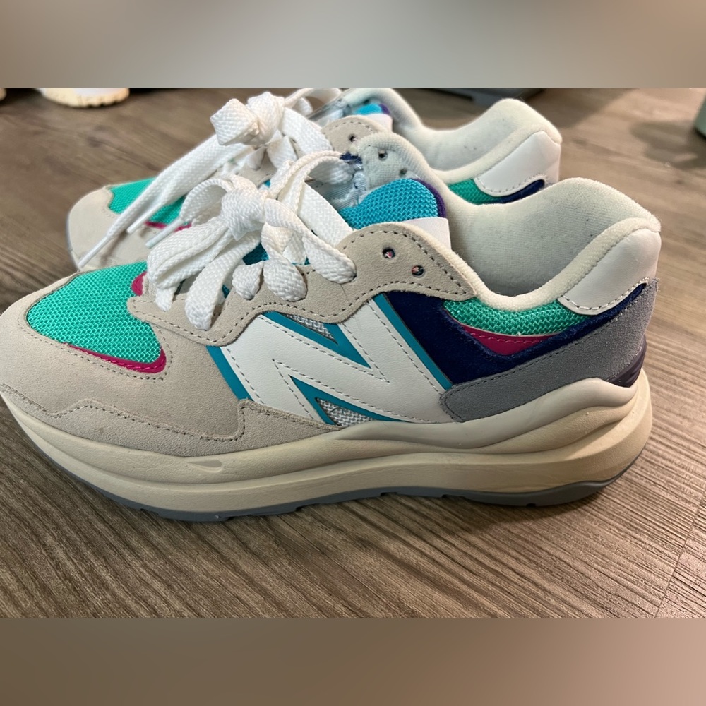 New Balance women's 57/40